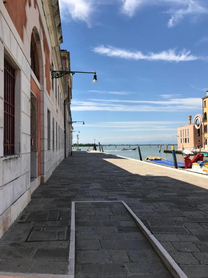 Mh 805 Apartment Venesia Bagian luar foto